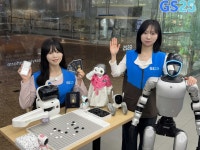 GS25, 가정의 달 맞아 업계 최초 ‘휴머노이드 로봇’ 출시