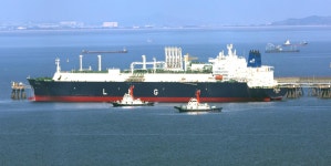 Korean shipbuilders expected to sell more LNG carriers amid Iran crisis