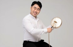 [문화부 스페셜 인터뷰] 나는 국악인이다①, 퓨전국악그룹 풍류 타악 연주자 김영덕