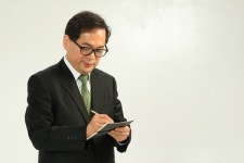 [칼럼] 대우조선해양 등 떠밀린 노사 잠정 합의를 보며