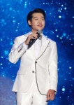 [포토] 조명섭, 인간 축음기의 멋진 무대