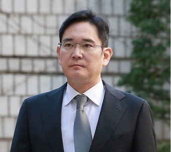 이재용 삼성전자 회장, 가장 영향력 있는 기업가 100인 선정으로 국내 경영계 주목