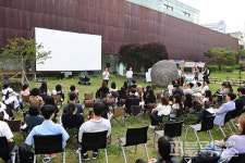 학생 곁으로 다가가는 힐링 캠퍼스 대구보건대학교… 달빛 시네마 개최