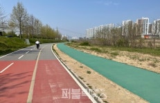 청주시 장평교 ~ 제2운천교 간 무심천 자전거도로 산책로 이원화 사업 준공