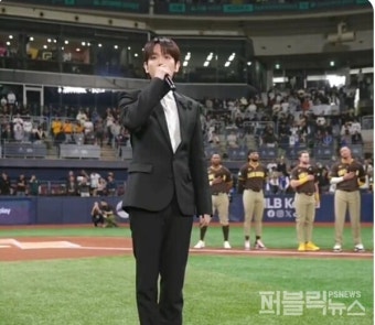 백현, 메이저리그 개막전 빛낸 목소리…'MLB 서울시리즈' 애국가·미국 국가 가창