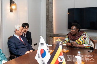 박옥수목사'한·아프리카 정상회의' 참석 정상, 국제청소년연합(IYF) 에서 면담