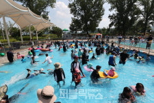 【뉴스레이더】진천군 백곡 · 백사천 물놀이장에서 무더위 날린다