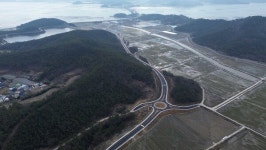 신안군, 증도-지도간 지방도805호선 개통…연장 3.3㎞·왕복 2차로 신설