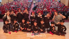 [뉴스레이더]  고맙습니다, 사랑합니다 …  진천군, 제53회 어버이날 기념식