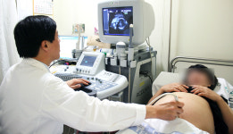 [아이 안 낳는 나라①] 정부의 저출산 대책은 무엇이 있을까?