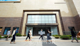 [포토] 현대백화점 무역센터점에 코로나 확진자 91명이나....