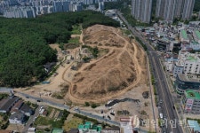 포항 대형아파트 건설현장 인맥동원 공사수주 난타전
