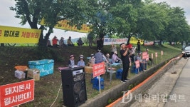 악취에 화병 날 지경... 군위 돼지농장 주민 반발 확산