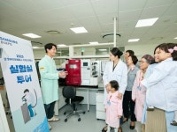 [제약+] 유한코스메틱, 사명 변경 후 새출발 外