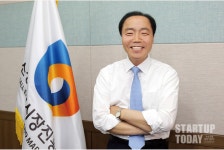 조봉환 이사장이 그리는 소상공인시장진흥공단의 미래전략