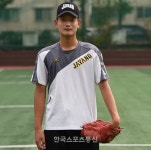 포항 전국대회서 141km/h … 186cm 장신유망주 자양중 2학년 김서현
