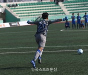 [금석배] 거미손 김효준이 군산월명구장에 흩뿌린 아름다운 땀과 눈물