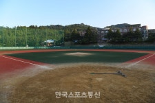 [스쿨 Inside] 공포의 외인구단 설악고, 청룡기의 대반란을 예고하다