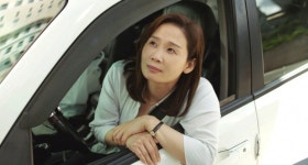 믿고 보는 배우 김선영, 주연작 드림팰리스개봉, 숨멎 압도감 선사하는 첨예한 열연 기대