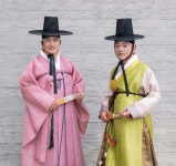 6월 일이관지 - 성악 공연 ... 민요, 시조·가곡, 굿, 가야금병창, 남도잡가 등 전통 성악 무대로 꾸며