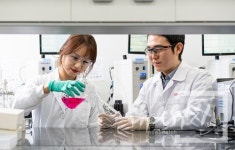 [제약워치] LG화학, 中 바이오기업과 자체개발 신약 후보물질 파트너십...글로벌 시장 공략