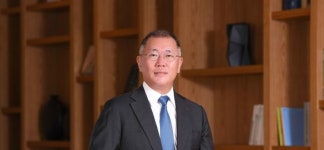 정의선 회장 퍼스트 무버 야심, 중동 모래바람 뚫는다