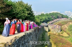 [대한민국 테마여행 10선] 주말엔 인기 개그맨과 고창읍성 답성놀이 하며 조선 속으로!