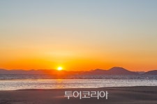 BTS 발자취 따라 한국 관광명소 TOP 10 인기!..방탄투어1위 강릉 주문진