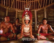 화려한 불쇼·춤·문신 흥미로운 사모아 테우일라 축제