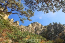 수백여 년 간 숨어있던 무릉계곡 베틀바위 비경 내년 4월 첫 개방