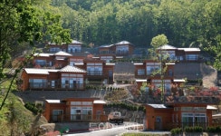 오늘부터 생활방역 전환!..전국 관광지·박물관·미술관·관람시설·야영장 운영 재개