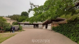 [강진 여행] 담백한 모습에 진한 옛정 느껴지는 영랑 생가
