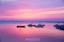 자그르르 몽돌 소리, 시원한 바람...오감 깨우는 국내여행지 5