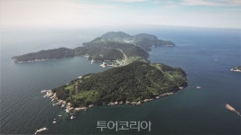 낭떠러지 절벽 따라 걸으며 느림의 미학 즐기는 여수 금오열도(金鰲列島)