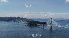 거제 저도 내 대통령 별장 외곽, 내년 2월부터 관람 가능