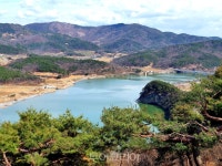 상주시 대표 관광지 경천대, 봄 나들이객 맞이 새단장