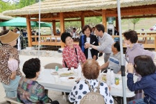 안성맞춤랜드 MINI FESTA 막걸리 파티로 웃음 선사!