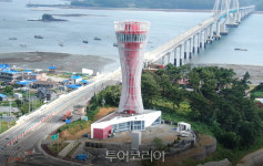 태안에서 가장 아름다운 공공시설은? 영목항 전망대