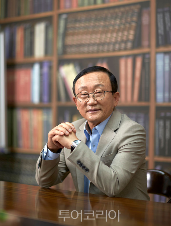 연천 미라클, KBO 허구연 총재에 감사 인사 전해 대한민국 독립리그 야구는 경기도 연천군