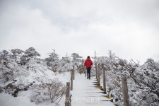 새해 산행·스파 즐기고 물멍·별멍하며 休休!