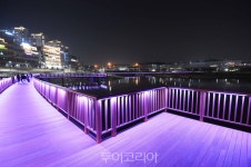 시흥시 은계호수공원 야경 산책!...반짝반짝 빛나는 불빛 따라 걸어보아요