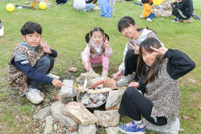 공주 석장리구석기 축제 궂은 날씨에도 즐거움 가득…내년에 댜시 만나요