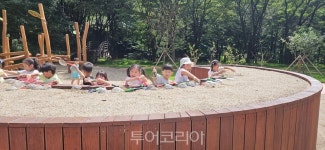 숲속에서 마음껏 뛰노세요!...해남군, 흑석산자연휴양림 숲속놀이터 조성