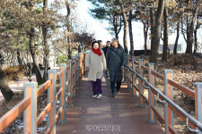 이천시, 온천공원 무장애나눔길 준공..모두의 공원으로 거듭나