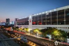 동대문시장, 왜 24시간 쇼핑 명소로 손꼽힐까? 필수 방문 코스 TOP 5