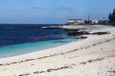 우도 해변 따라 걷는 해수욕장 중심 여행