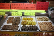 전통과 먹거리 어우러진 정선 5일장