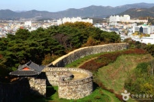 고창, 선운사 단풍길과 전통의 맛이 공존하는 감성 가을 여행
