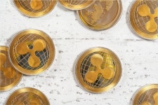 [코인 빅데이터] 블록체인 해외송금 플랫폼...리플(XRP) vs 스텔라루멘(XLM) 트렌드