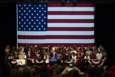 미중무역전쟁, 희토류･대두･블랙리스트로 파상공세 나선 中